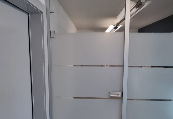 Porte de bureau à La-Chaux-de-Fonds