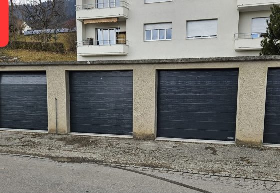 Porte de garage a Neuchatel